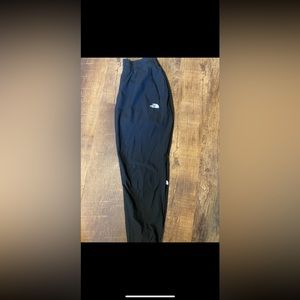 Black north face joggers